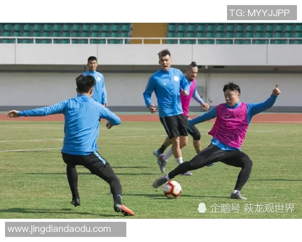 兰兰：从青涩少女到足球场上的闪耀新星，成就与挑战并行的奋斗之路