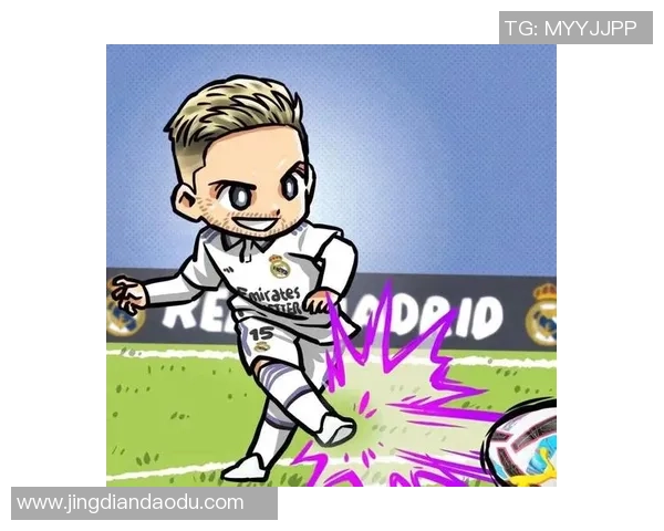 足球星逗比头像女孩：活力四射的球场少女，笑容传递无限正能量