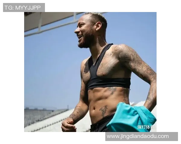 足球明星腹肌训练秘诀揭秘 轻松打造完美腹部线条的实用方法