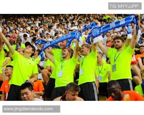 足球球星携手拜年活动回顾及影响分析 从2010年到